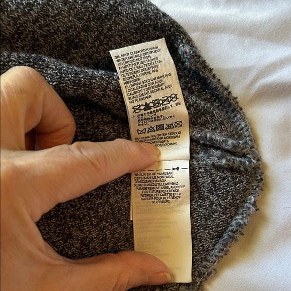 The North Face Black/White Unisex Jim Beanie - Picture 12 of 14